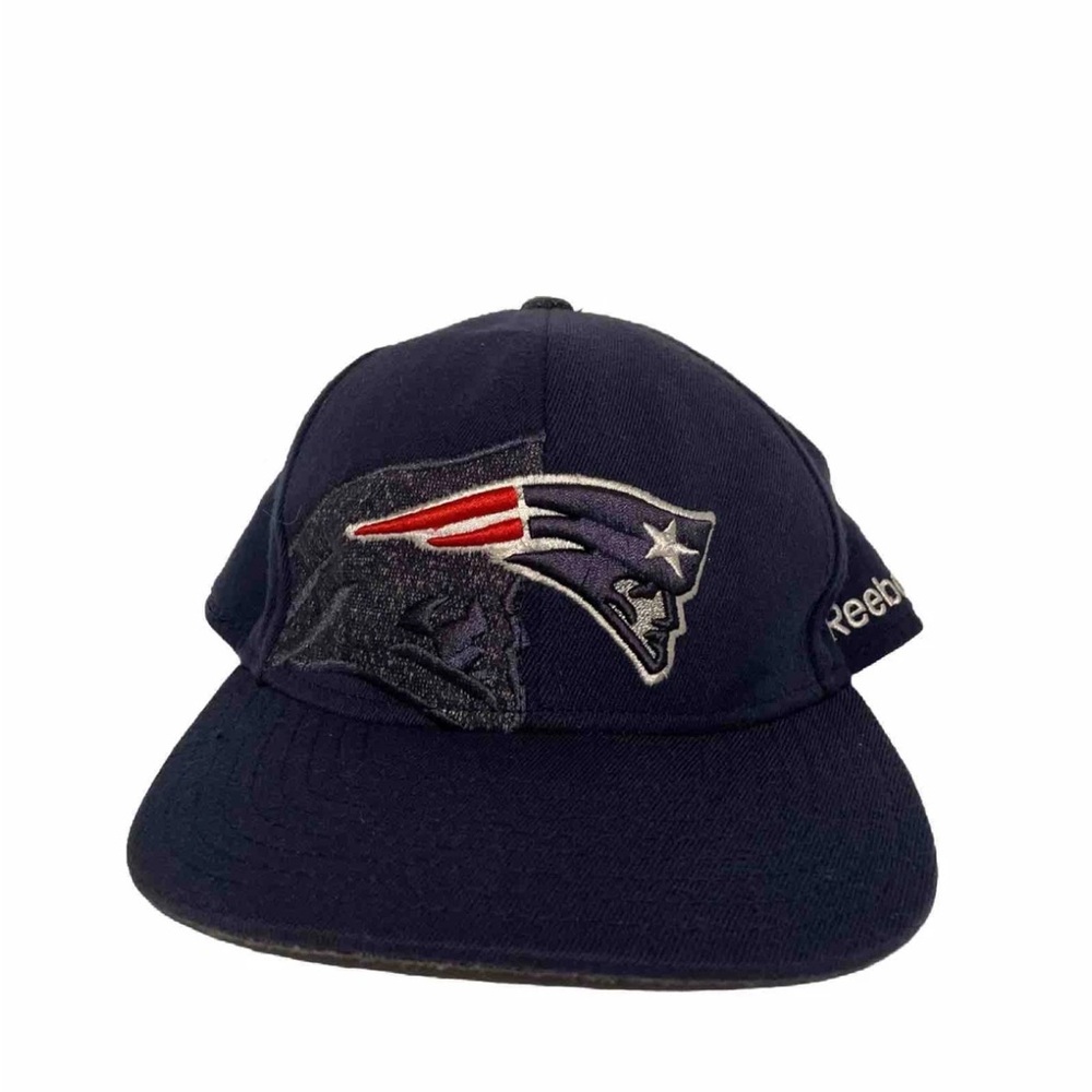Vintage Reebok New England Patriots Stretch Fit Hat Size S/M